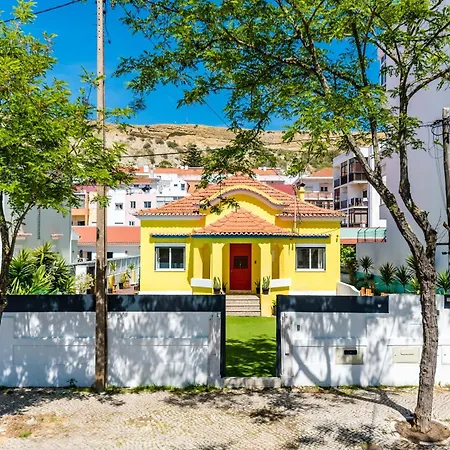 Kali Vice Surf Hostal Costa da Caparica