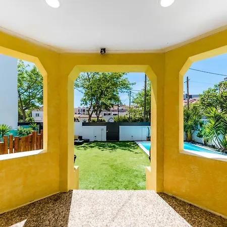 Kali Vice Surf Hostal *