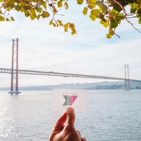 Kali Vice Surf Hostal Costa da Caparica