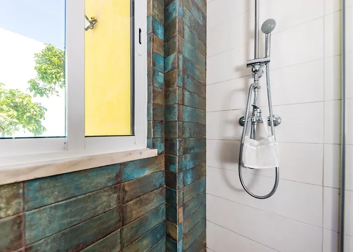 Kali Vice Surf Hostel Costa de Caparica