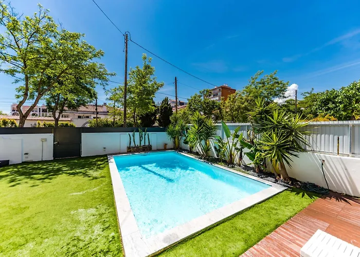 Kali Vice Surf Hostel