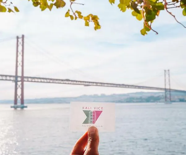 Kali Vice Surf Hostel Costa de Caparica