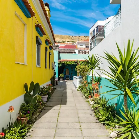 Kali Vice Surf Hostel